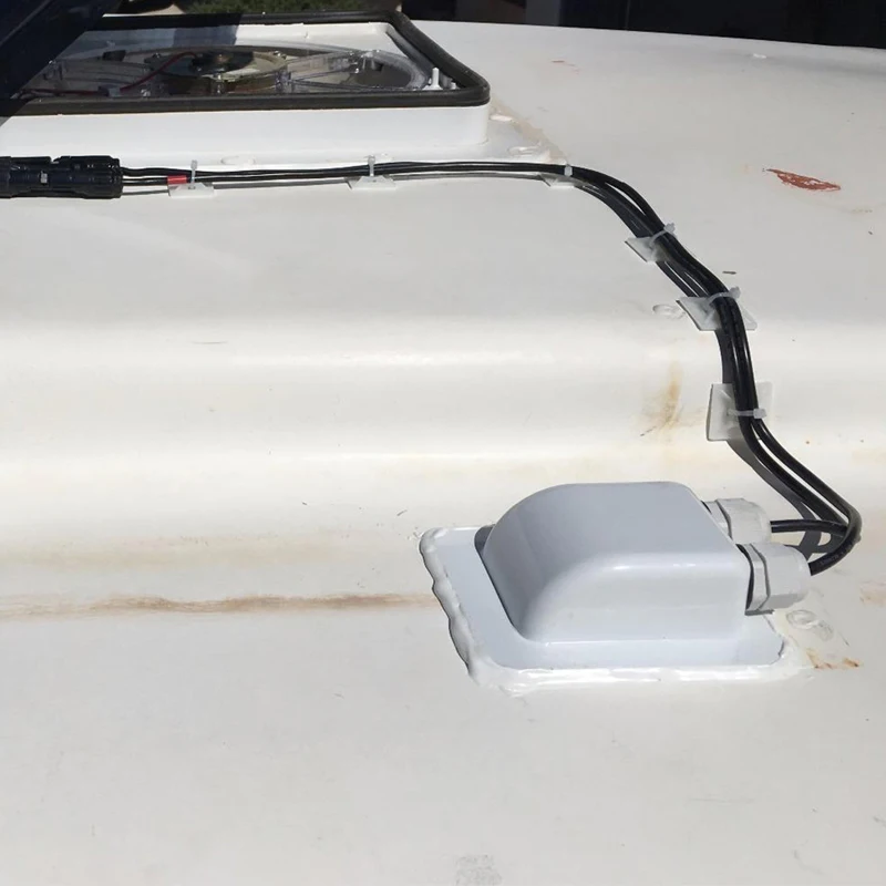 Weatherproof-Cable-Entry-Housing-Mount-ABS-Solar (1)