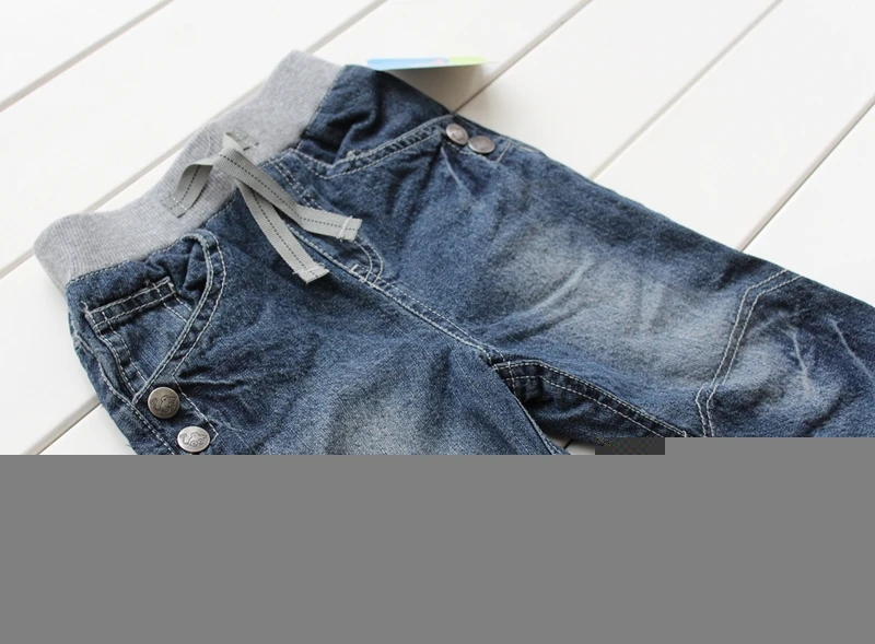 Распродажа года, прямые однотонные Повседневные детские джинсы унисекс со средней талией и эластичной резинкой на талии, 1 предмет, потертые трусики для мальчиков
