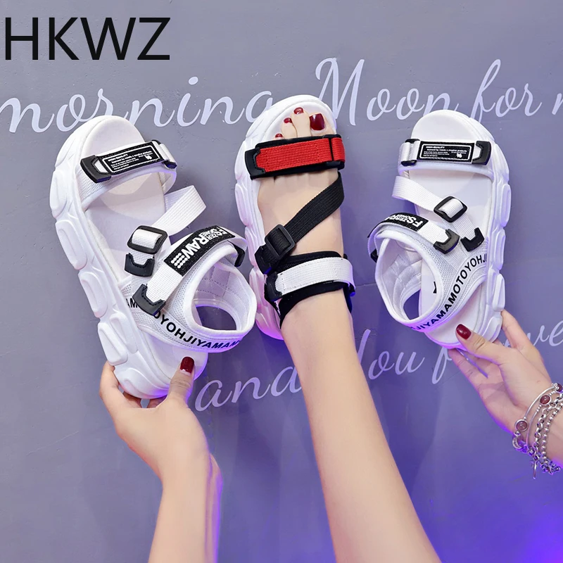 

Women's sandals 2019 summer new word with buckle inside increase sports wild fashion sandals comfortable high heel 4.5cm sandals