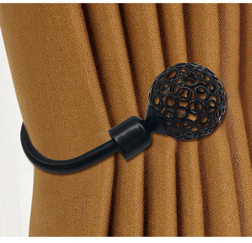 Высококачественные экологически чистые покрытием процесс винтажная стальная клетка Uarm дизайн занавес крючки для штор holdback может заказать смешанные по цвету