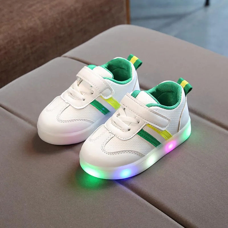 2018 New Spring Children LED Flash Sneakers Kids Fashion Luminous Light Soft Sport Shoes Girls Boys Breathable Toddler | Детская одежда