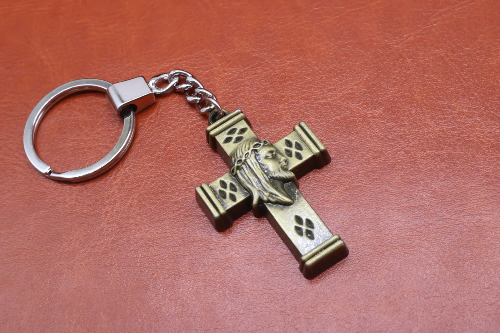 High quality.Jesus's подвеска талисман в виде Креста сплав брелок автомобильный
