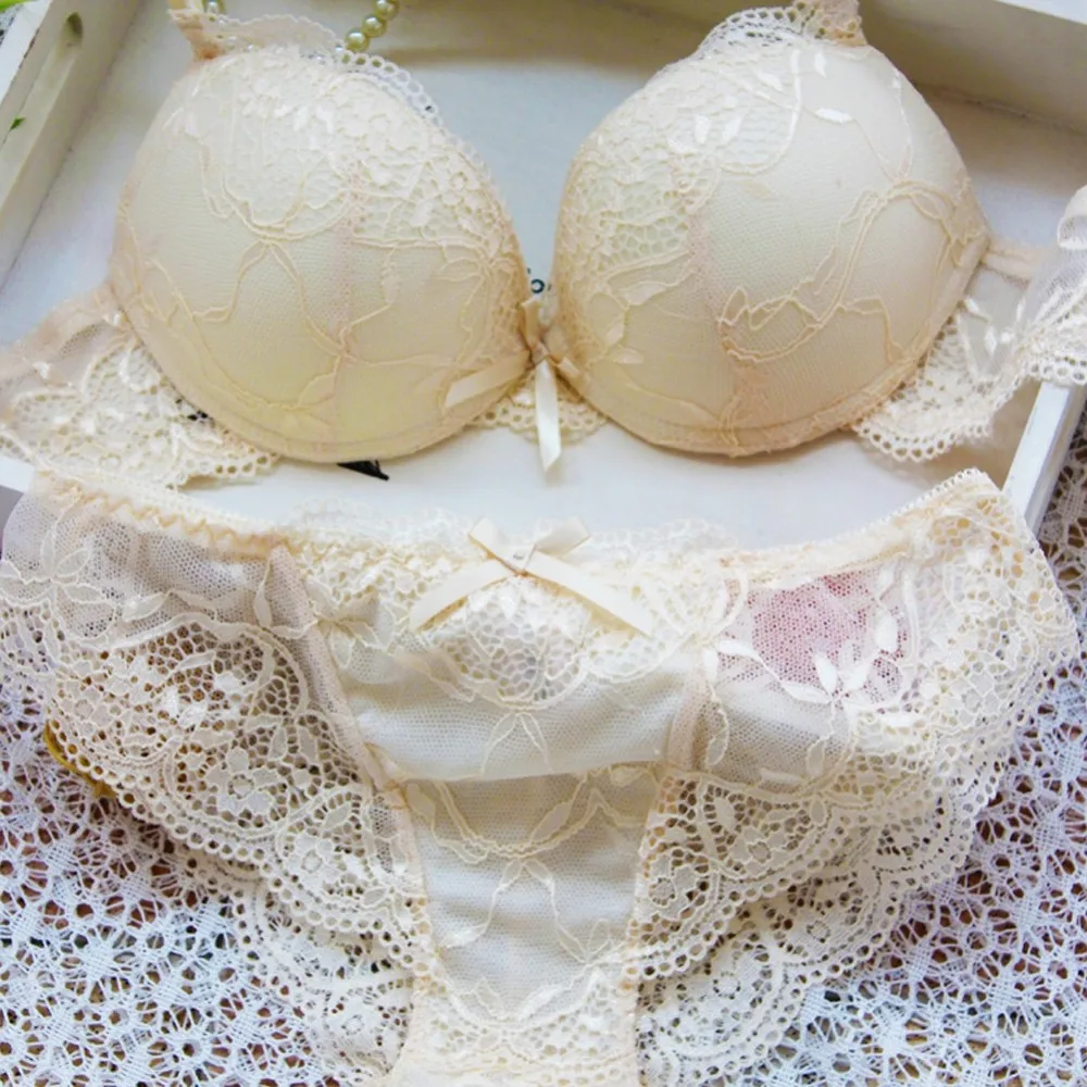 French Famous brand transparent bra romantic temptation lace bra set young women underwear set push up bra and panty set lace underwear set