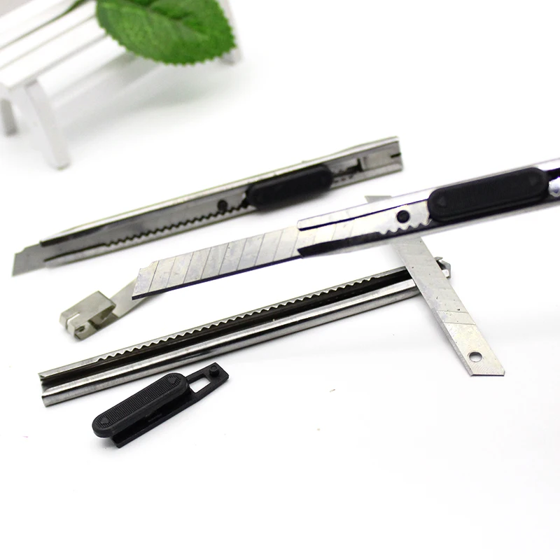 

2 Art Knife Art Supplies Stainless Steel Utility Knife and Office Knife Diy Art Knife Stationery School Tools Unpacking Cutter
