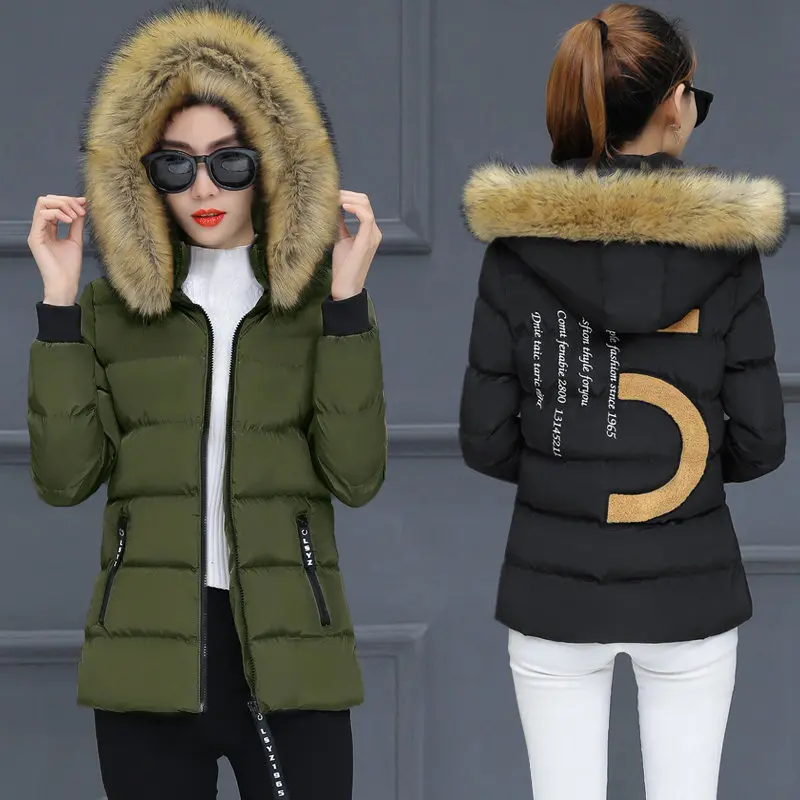 Новинка года; сезон осень-зима; парка; пальто теплое зимнее пальто с капюшоном в Корейском стиле; большой размер 4XL Женская короткая хлопковая куртка-пуховик для девочек; A1269