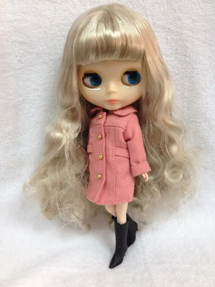 

Free shipping cost Nude blyth doll ,Factory doll ,Fashion doll Suitable For DIY Change BJD Toy For Girls 16112421