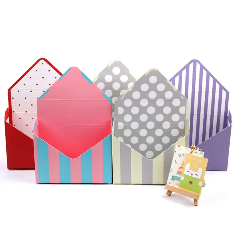 

Creative Envelope Fold Flower Storage Box Wedding Engagement Party Decor Polka Dot Stripes Printed Paperboard Packaging Wrapping