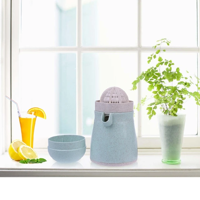 Orange Juicer Hand Manual Natural Straw Material Lemon Juice Press Squeezer Fruits Squeezer Citrus Juicer Fruit Reamers
