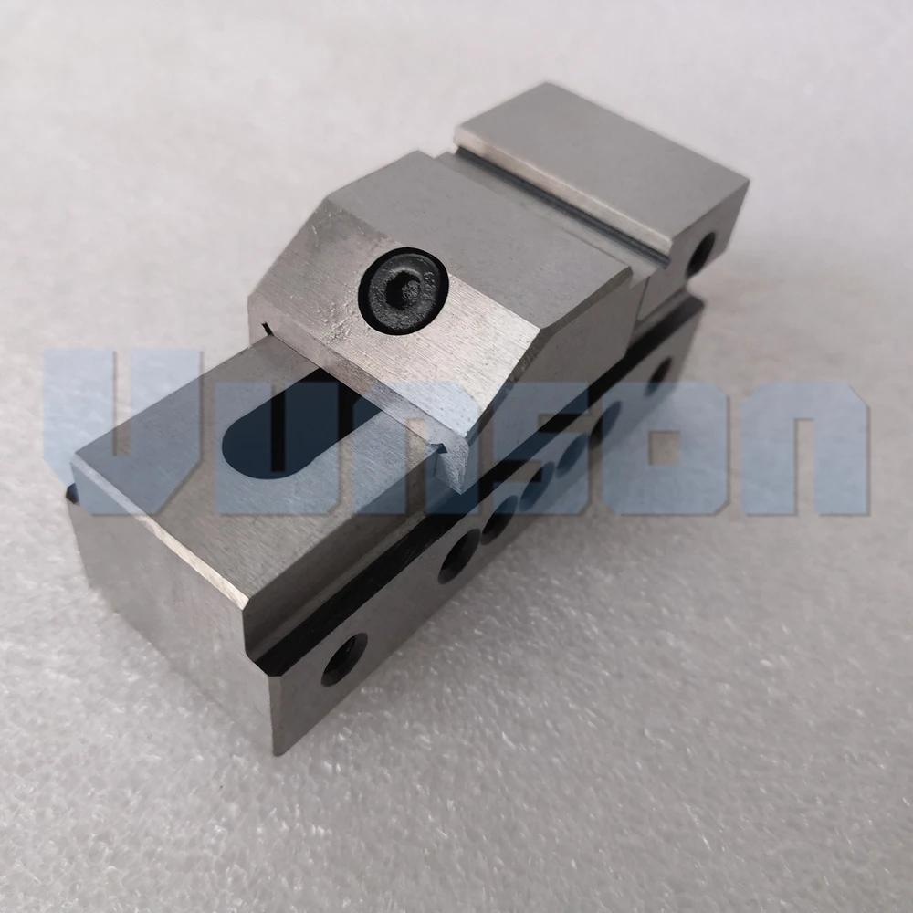 QKG25 003 ALI