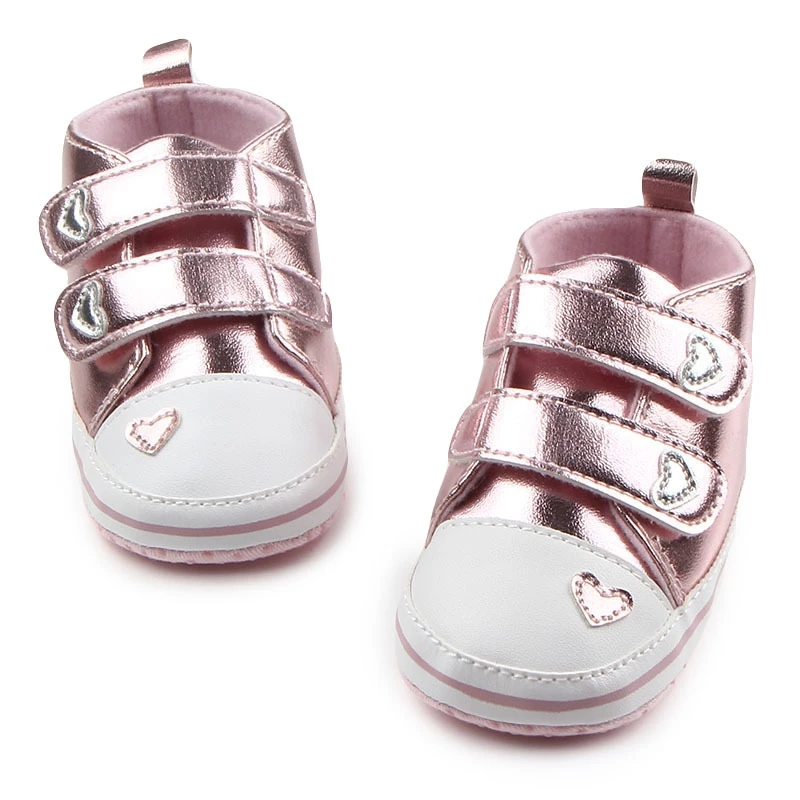 Весенняя обувь новорожденного для девочек; Классическая обувь в форме сердца из искусственной кожи; теннисная обувь на шнуровке; сезон осень; обувь для первых прогулок; 13