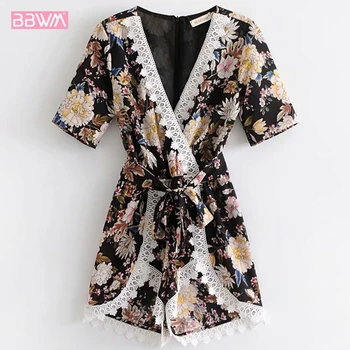 

Seaside leisure holiday women's jumpsuit Summer new wild V-neck lace retro lace stitching beach jumpsuit 2019
