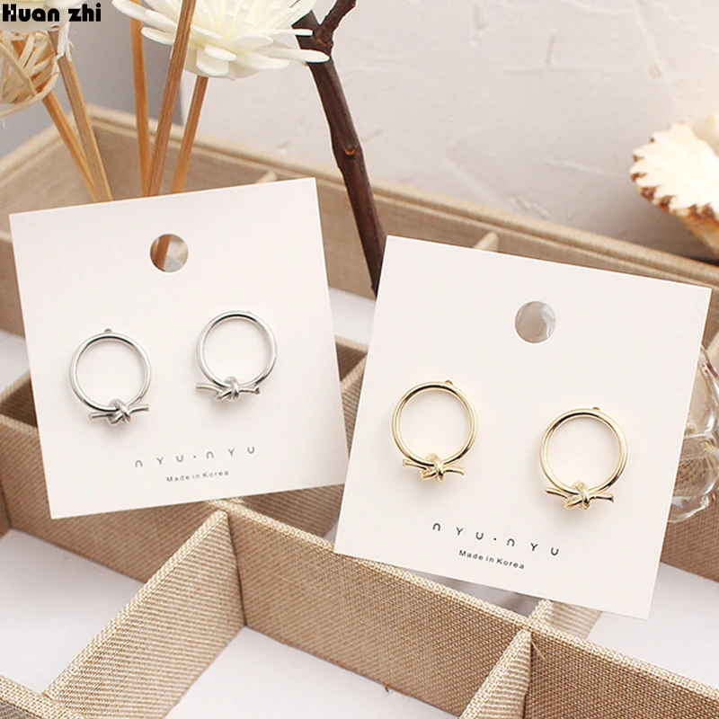 

HUANZHI 2019 New Simple Silver Gold Metal Geometric Round Circle Knot Small Stud Earrings for Women Girl Wedding Party Jewelry