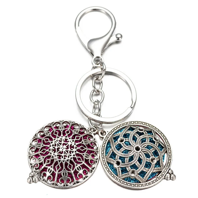 

Aroma diffuser DIY keychain perfume essential oil Retro Locket keychain suitable bags auto parts jewelry H-29