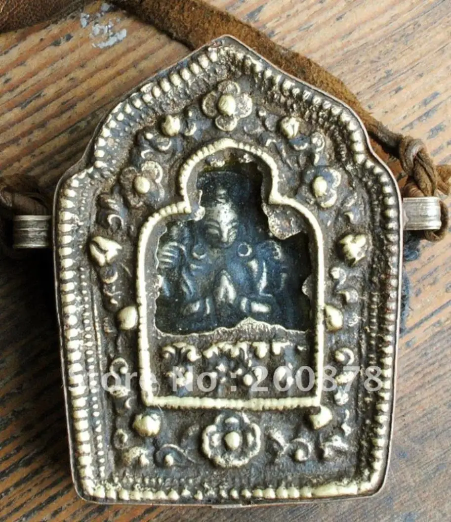 

TGB149 Tibet brass Temple big Prayer box,GAU amulets box,62*45mm,Tibetan handcrafts