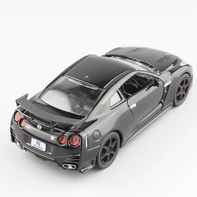 1:36 Масштаб Мини 2014 Nissan GTR R35 Skyline GT-R Супер Спорт Гонки Металлический Литой Модель игрушечных автомобилей Авто для мальчиков миниатюры