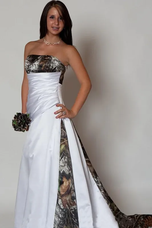 New Arrival Strapless Camo Wedding Dress With Pleats Empire Waist