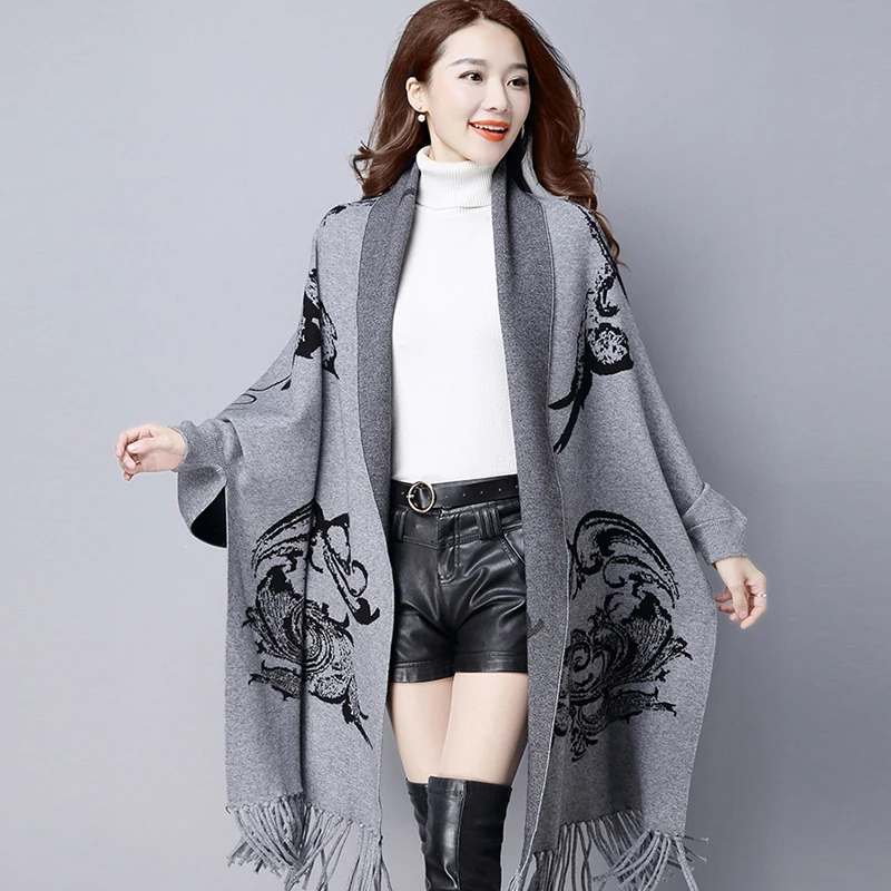 

2017 Spring Autumn New Casual Cardigans Women Winter Tassel Fringed Print Solid Sweater Scarf Batwing Sleeve Female Shawl YP0466