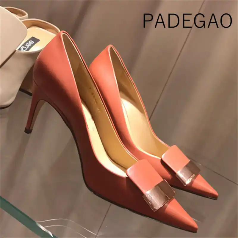 calçados modernos femininos