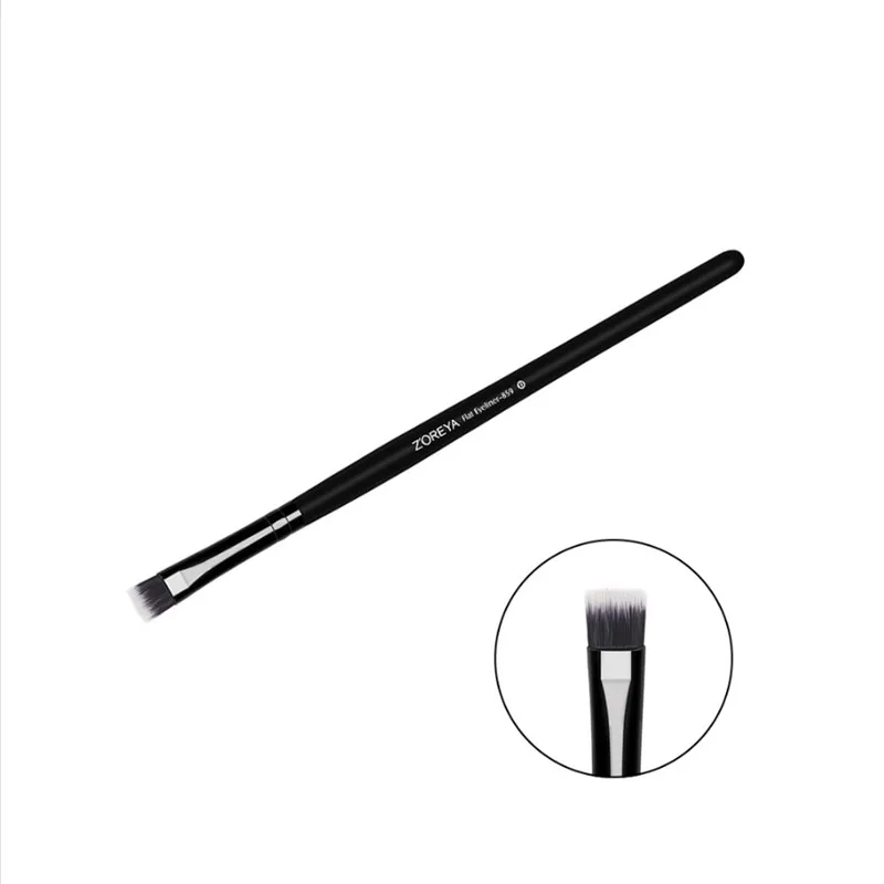 Eyeliner brush