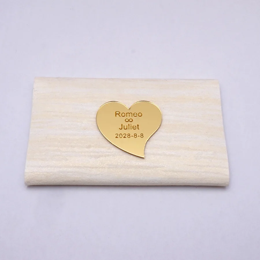 

30pcs Custom Wedding Mirror Small Heart Tag Personalized Acrylic Sticker Name Invitation Card Party Decor Guest Gift 3cm 4cm 5cm