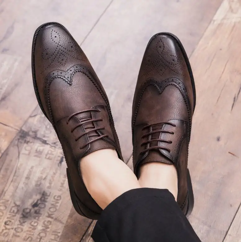 

Fashion Vintage British Style Casual Men Shoes Oxfords Business Man Flats Footwear Breathable Comfortable Outdoor Shoes