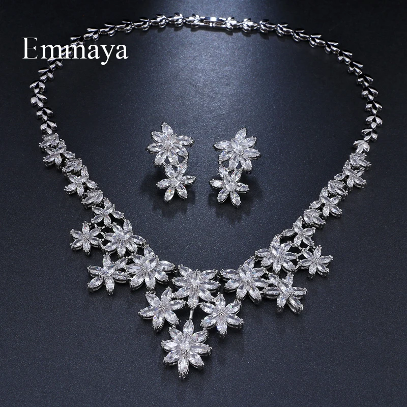 Emmaya/модный брендовый комплект из ожерелья и сережек с подвеской в виде Снежинки