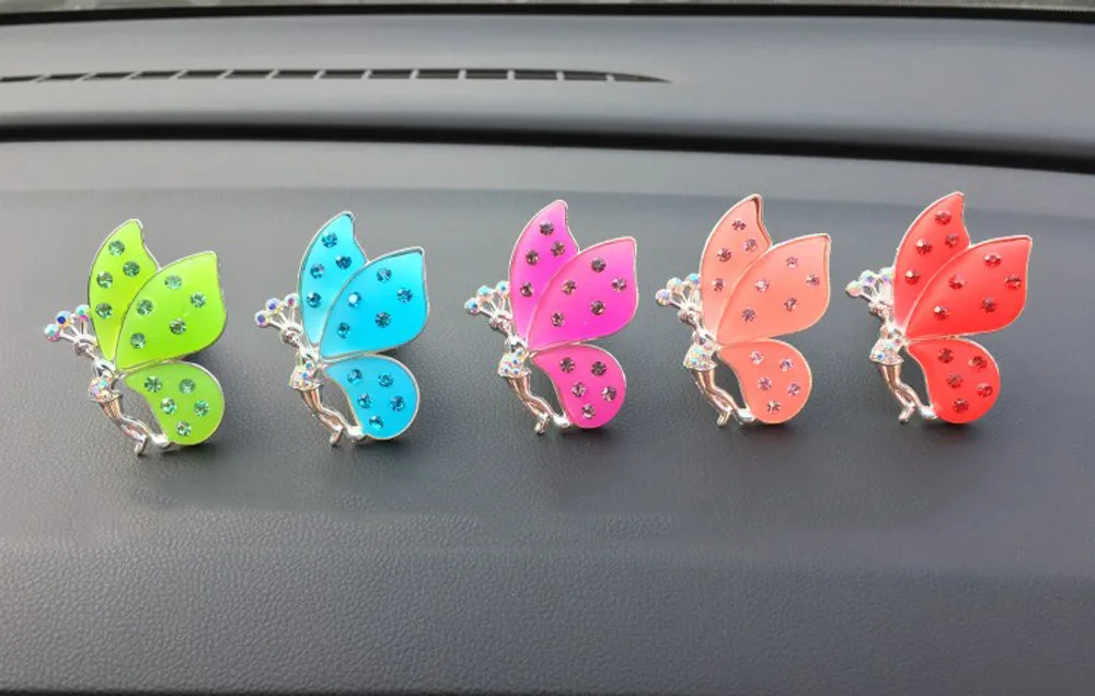 

New Car-Styling Car Accessories Beautiful Loving Outlet Car Air Freshener Perfume Butterfly Lips Diffuser Perfumes 100 Originais