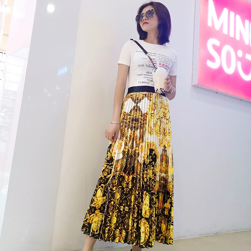 

BGSOLID a-line skirt with high waist and printed T-shirt with fashionable letters Wholesale and dropshipping suit both welcomed