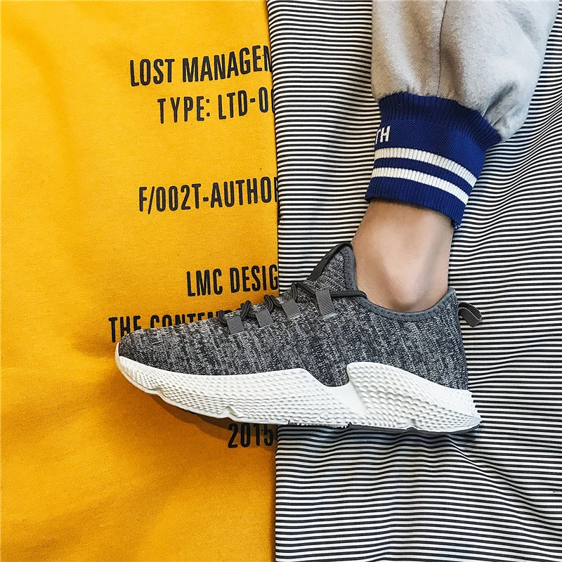 

2018 Men Running Shoes Breathable Male Sneakers Zapatillas Deportivas Super Light Trainer Athletic Sport Shoes size 39-44