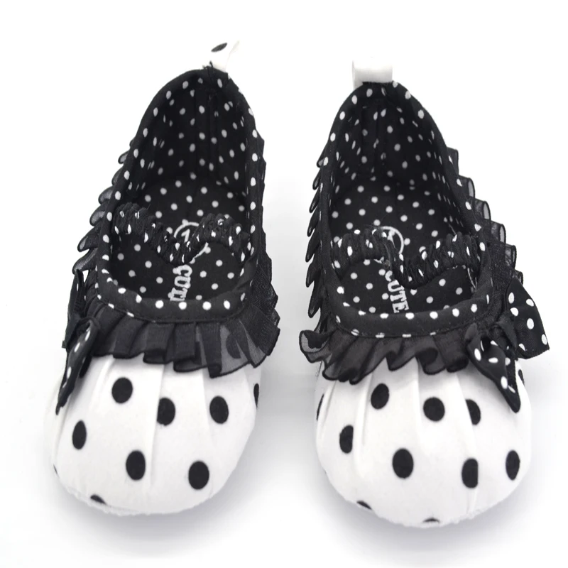 

2019 Newborn Baby Girl Shoes Spring Summer Dots Flower Cotton Shoes Infant Toddler First Walker For Baby 0-18 Months
