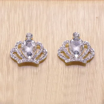 

(M1034) 32mmx28mm rhinestone embellishment ,crown shape,silver plating,flat back,all crystals