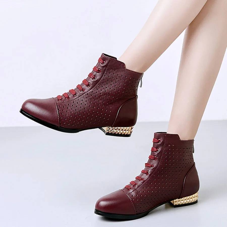 

Novelty Genuine Leather Low Heel Women'S Boots Hollow Breathable Large Size Hard-Wearing & Anti-skid Women'S Boots Vogue Female