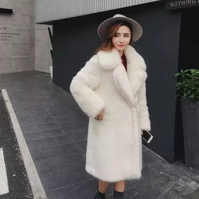 

New Style High-end Fashion Women Faux Fur Coat 17S4