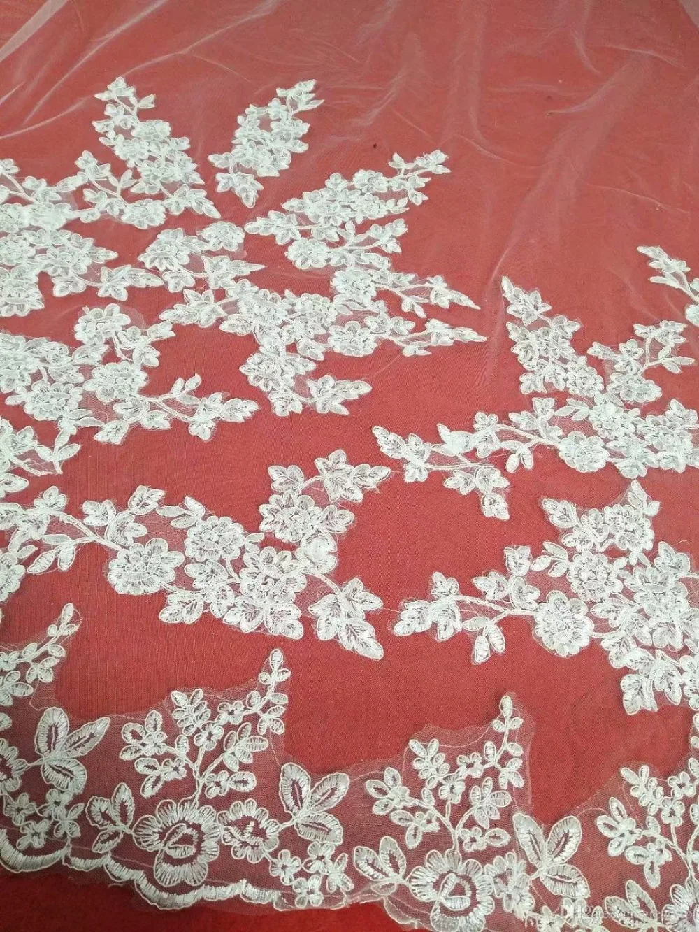 real-photos-one-layer-white-ivory-bridal-veils-lace-applique-edge-cathedral-length-300cm-custom-size-bride-wedding-veil-free-shipping (3)