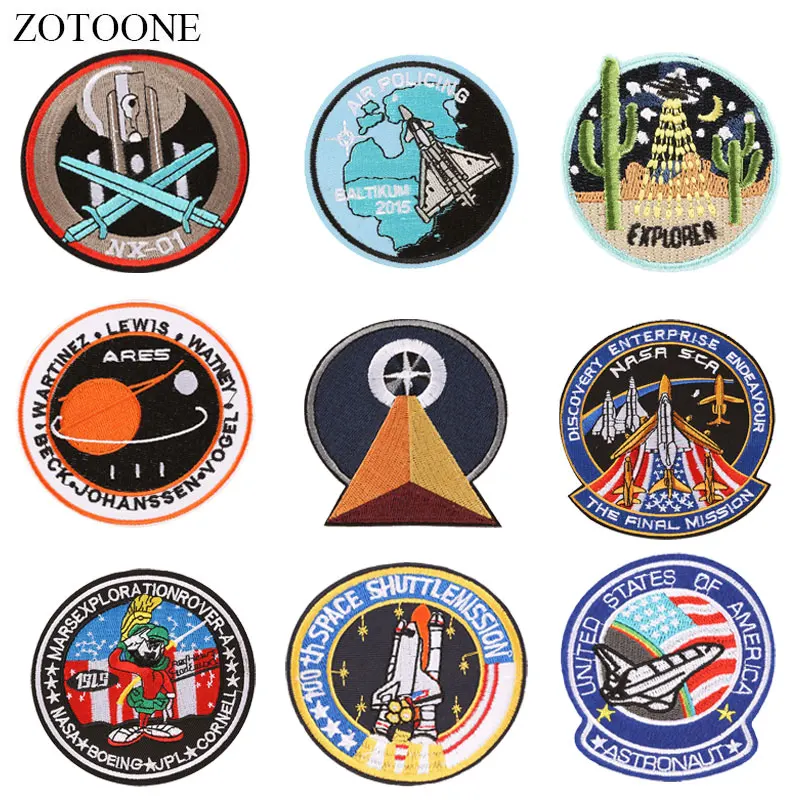 

ZOTOONE Round Rocket Planet Patches Diy Stickers Iron on Clothes Heat Transfer Applique Embroidered Applications Cloth Fabric G