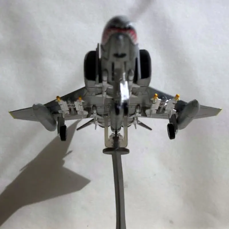WLTK военная модель 1/100 масштаб F-4 Phantom II VF-84 Jolly Rogers Fighter литой металлический самолет модель игрушки для сбора/подарка