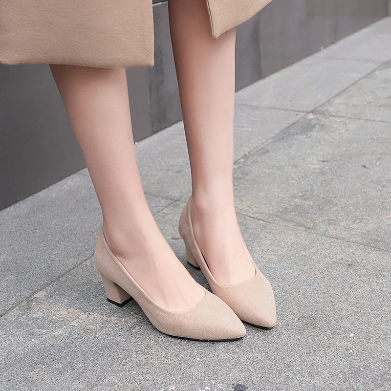 

2019 new Korean version of high heel low heel pointed suede shallow mouth wild fashion thick with large size single shoes women'