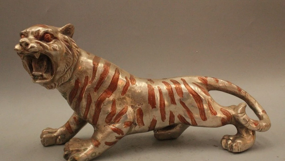 

7" Chinese Fengshui Silver Zodiac Year Tiger Running Ferocious Famous Statue