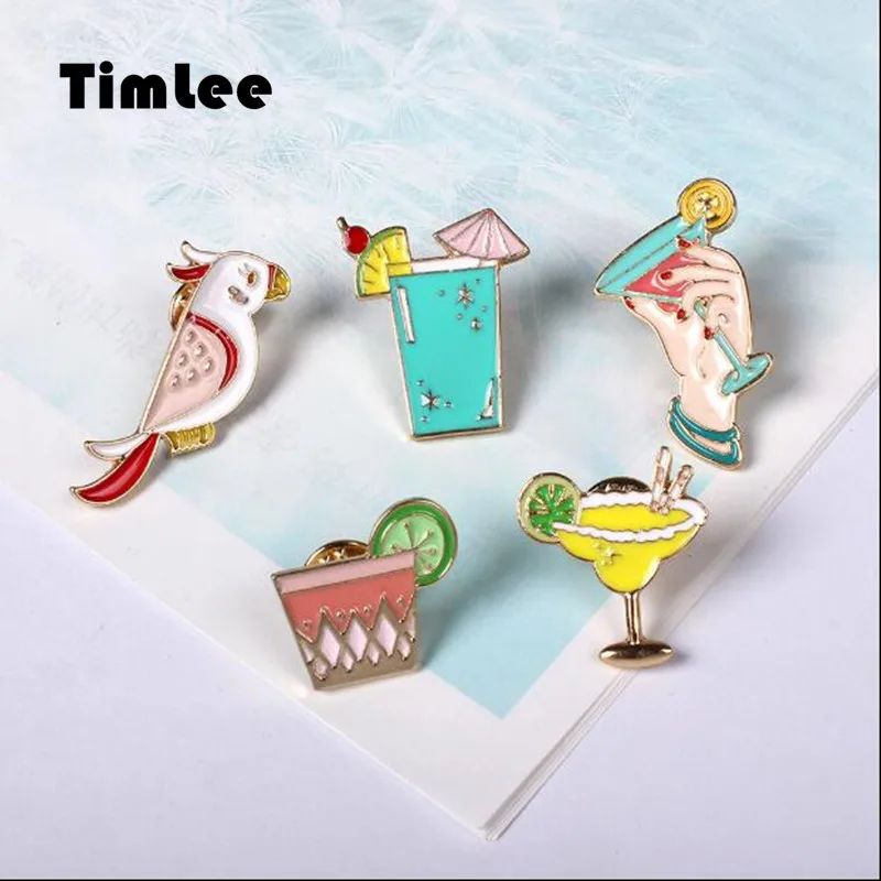 

Timlee X035 Free shipping Cute Parrot Birds Summer Drink Metal Brooch Pins Button Pins,Fashion Jewelry Wholesale