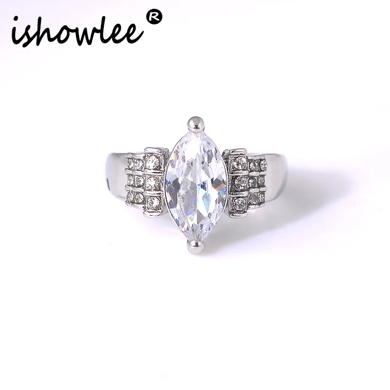 

ISHOWLEE Slim Crystal Silver Rings for Women Accessories Rhinestones Pave Setting Wedding Dainty Rings 2019 Luxury Jewelry jzb98