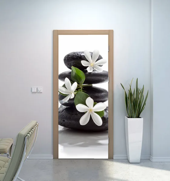 pol_pl_Naklejka-na-drzwi-Biale-kwiatki-7103-1098_1