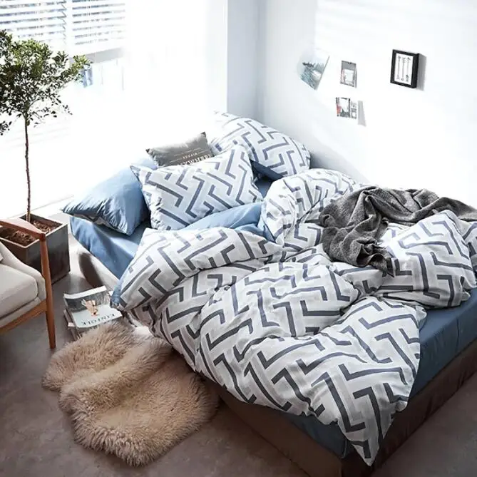 

4 PCS Cotton Bedding Set Come with Duvet Cover and Flat Sheet and Pillow Case
