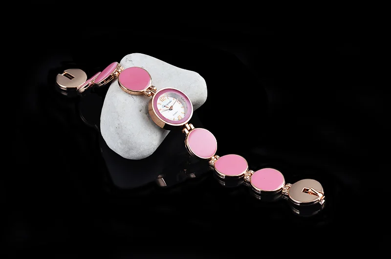 Women Watch Ladies Nobler Fashion Casual 5 Colors Wafer Design Round Dial Bracelet Watch Mujor Quartz Wristwatch Female Relojes 7