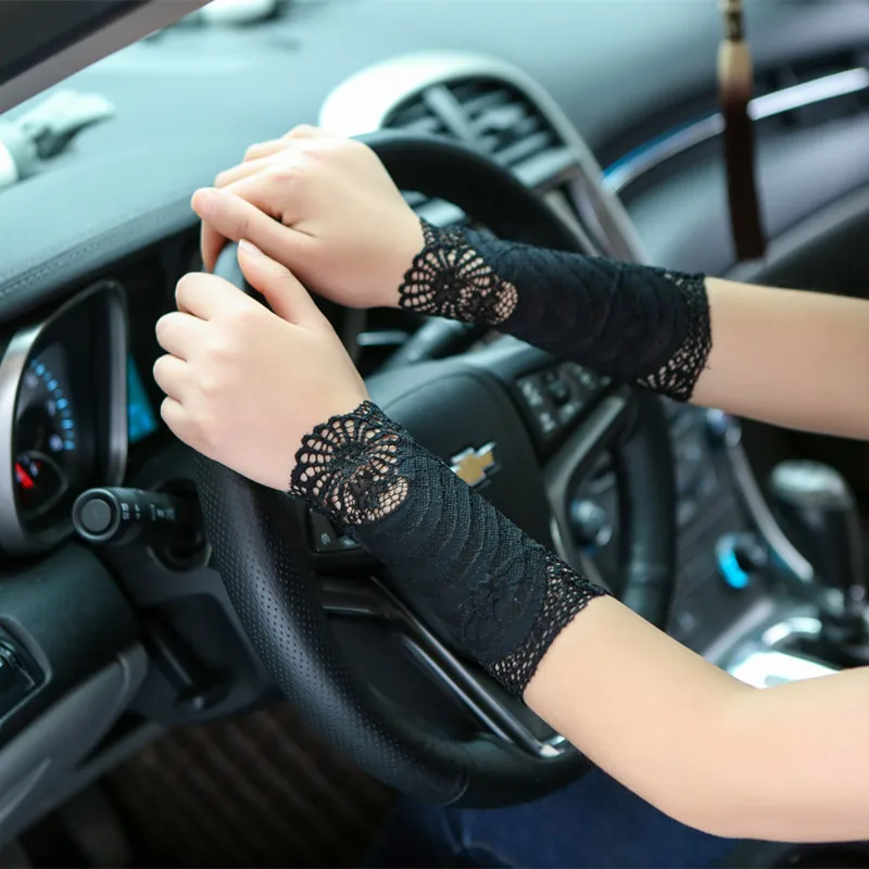 Новинка, летние элегантные женские солнцезащитные кружевные перчатки, женские короткие перчатки с манжетами на запястье, модные женские перчатки для вождения AGB658