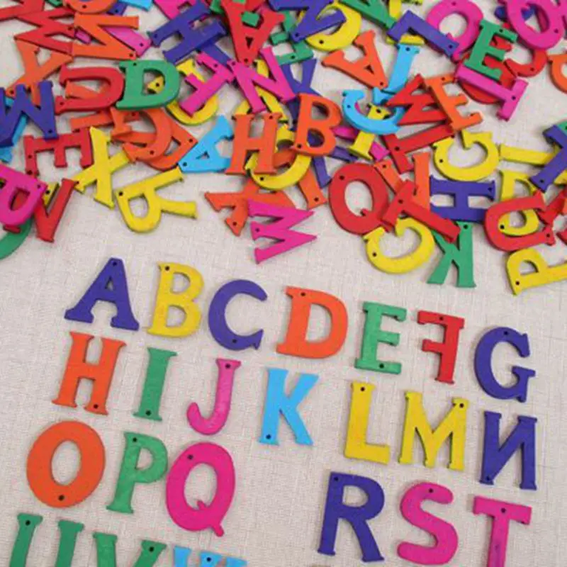 

Free shipping, 300pcs wholesale high-quality multicolor wood uppercase pendant die cutting Angle 017027008