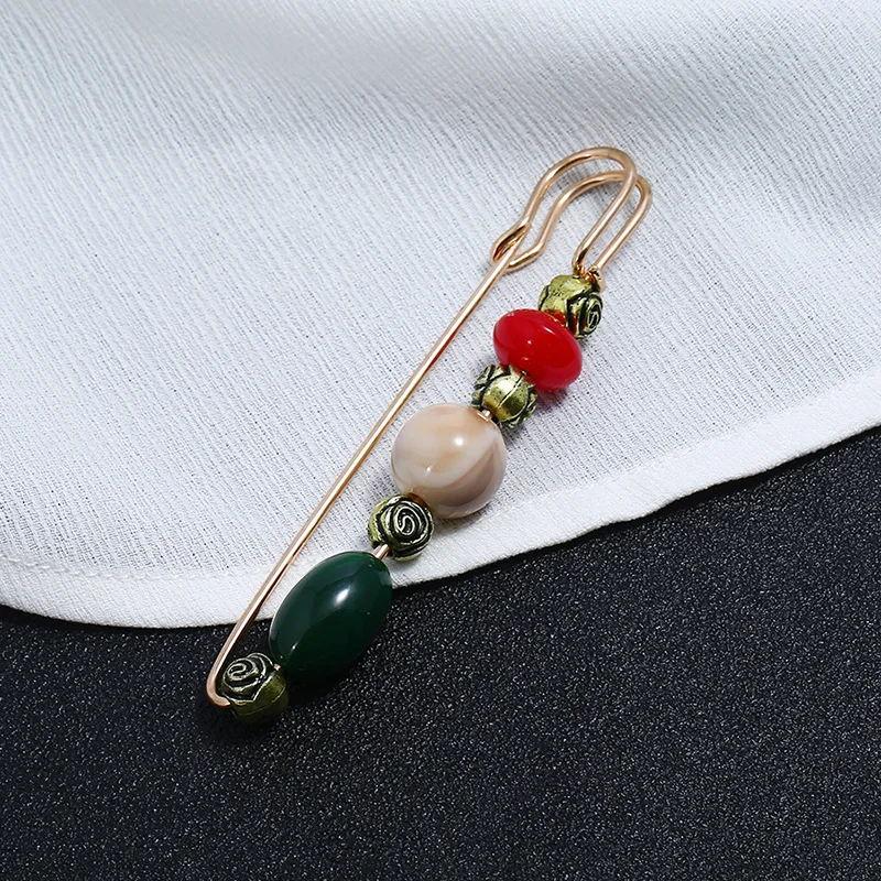 Practical All-match Retro Pin Brooch Beaded Sweater Coat Gold Color Pin For Women Lady Classical Fashion Sweater Decoration Pins