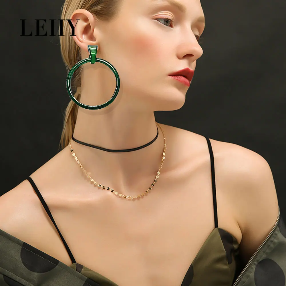 LEIIY 2 Цвет Oversize акрил круг серьги для Для женщин простой ацетат пластины Подвеска