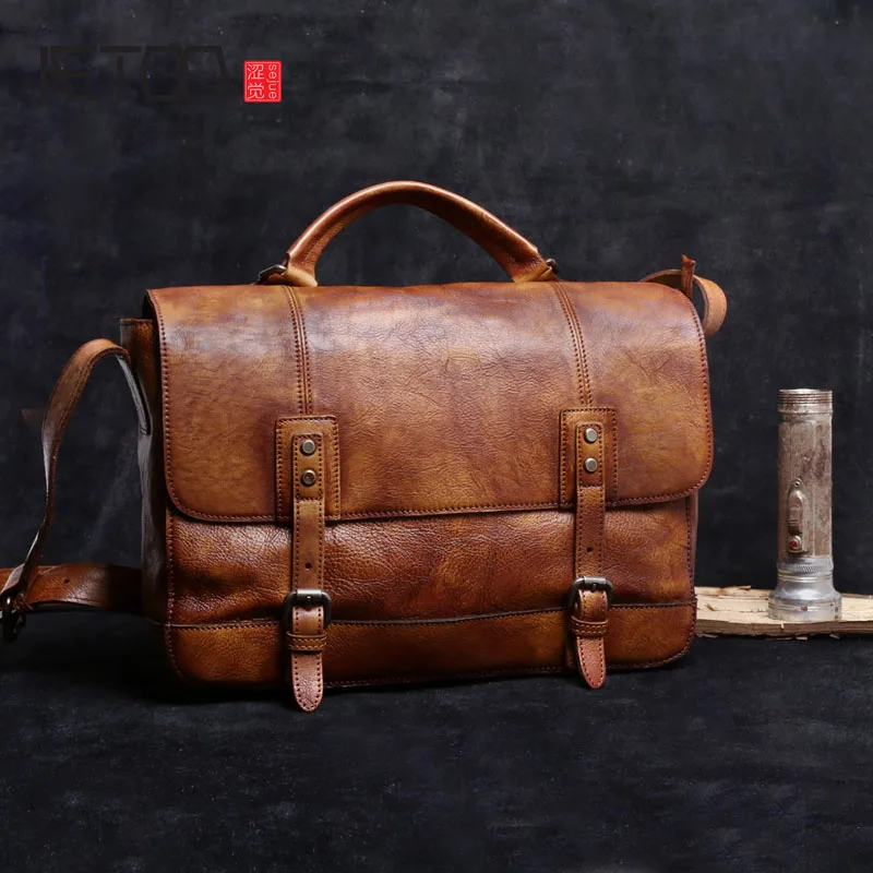 

AETOO The first layer of leather cowhide shoulder bag retro Messenger bag postman briefcase business casual leather men's bag