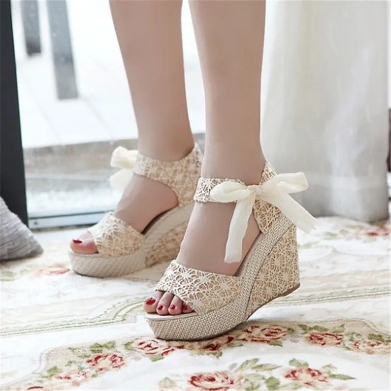 Mode-Vrouwen-Sandalen-Zomer-Wiggen-vrouwen-Sandalen-Platform-Kant-Riem-Boog-Slippers-open-teen-hoge-hakken