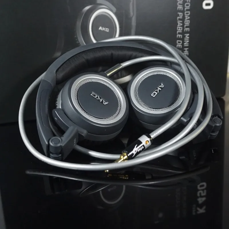 akg4505